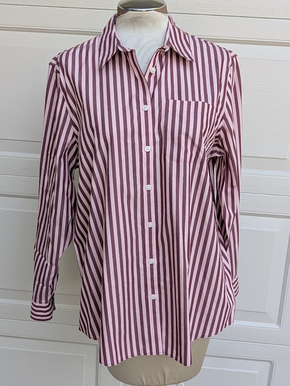 LANDS' END striped no iron button-down L